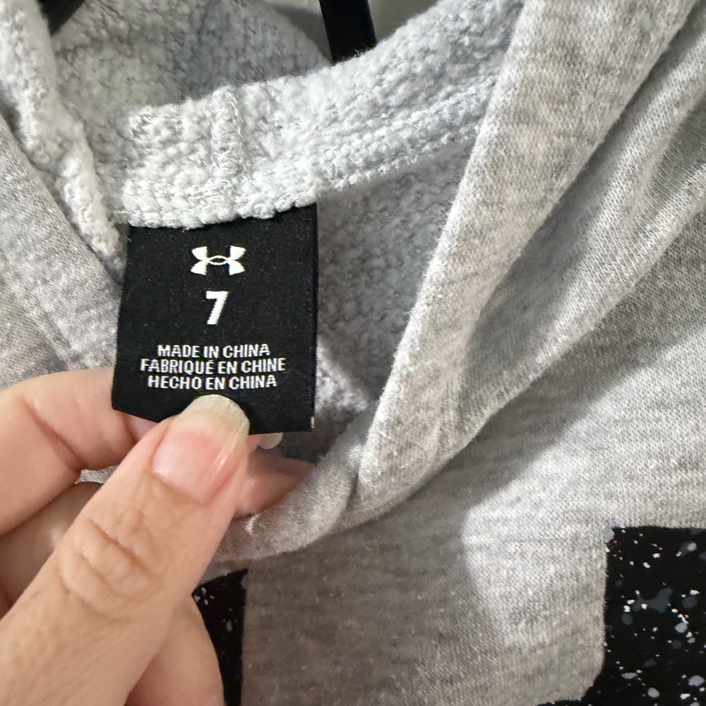 Under Armour Size 7 Hoodie - Picture 3 of 5